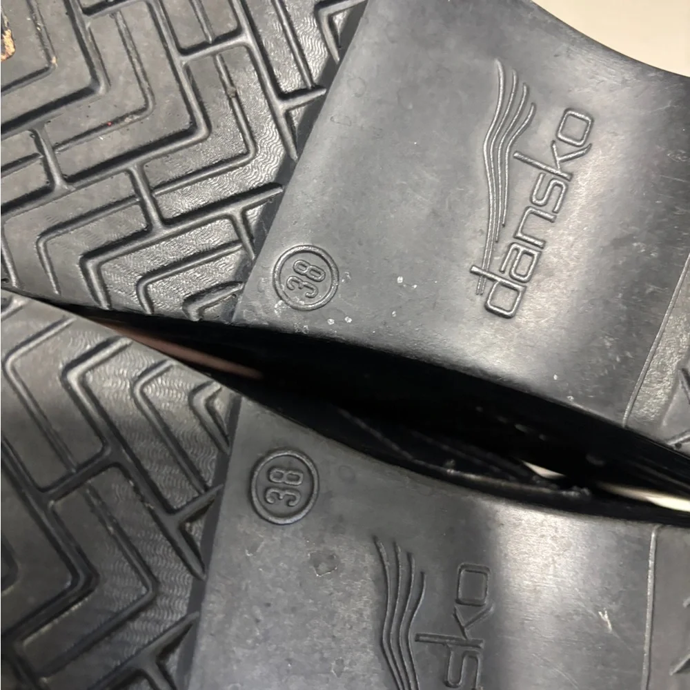 Dansko Classic Black Leather Clogs - Picture 7 of 7